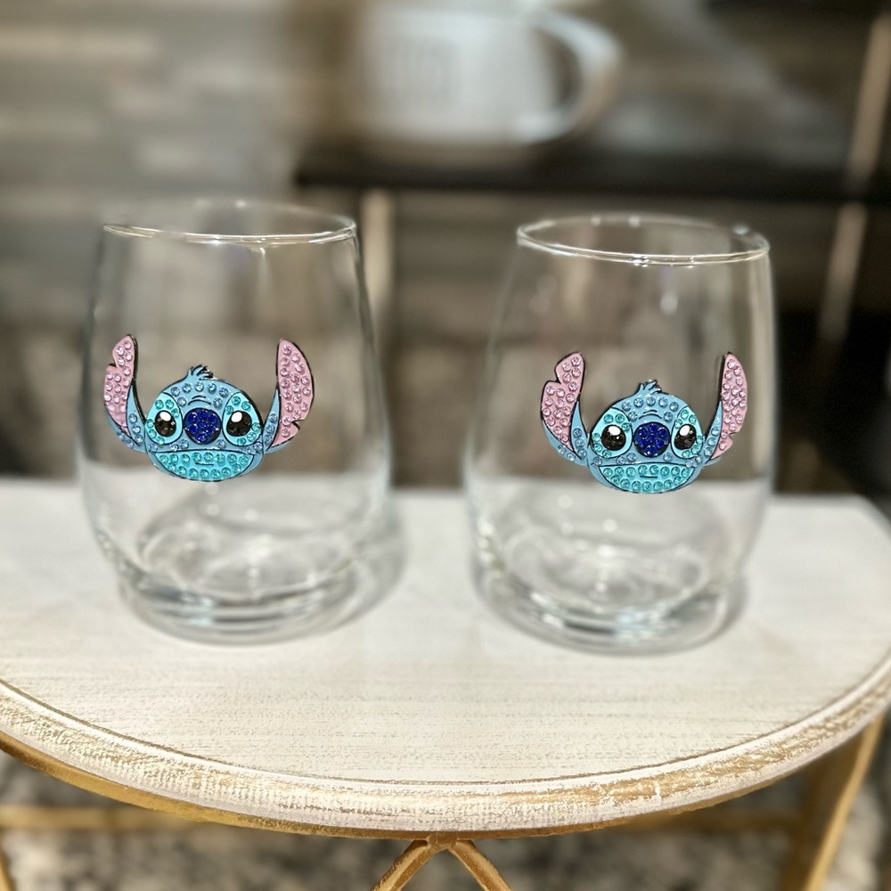 Disney STITCH Sparkling Rhinestone Face 2 stemless Wine Glass Set - New